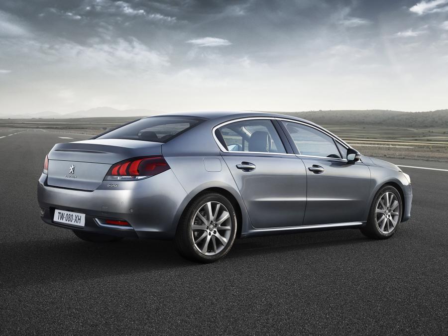  Peugeot 508 2014 года  (фото 8 из 15)